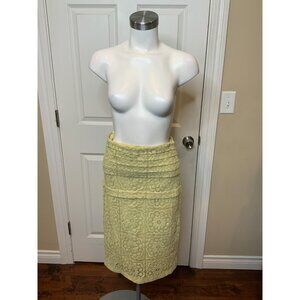 Burberry Prorsum Light Yellow Floral Lace Pencil Skirt, Size 4 (US) 40 (IT)